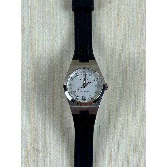 Fossil Women's AM-4167 Polyurethane Quartz Watch with White Dial - Picture 2 of 7